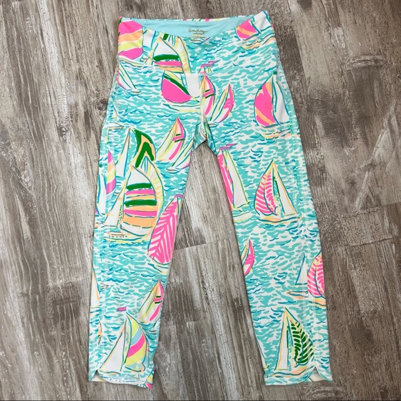 Lilly Pulitzer Pants - Lilly Pulitzer UPF 50 Luxletic Weekender Cropped Leggings S You Gotta Regatta